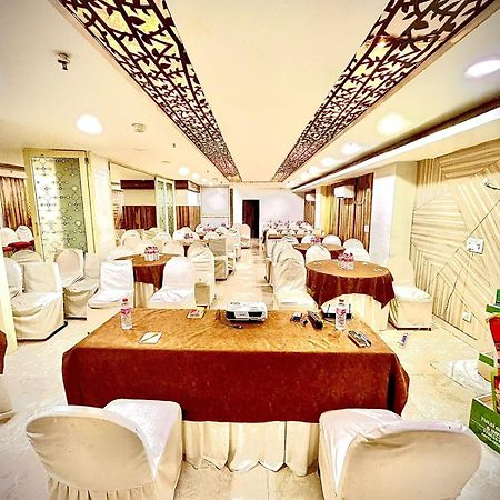 Hotel Spb 87 Near Karol Bagh Metro Station Delhi Luaran gambar